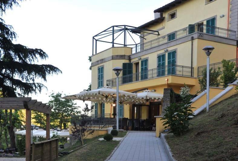 Villa Del Sasso Сасо Маркони Екстериор снимка